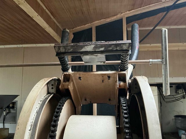 Spiraalkneder met hefkuiplift - afbeelding 5 van  10