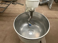 Spiraalkneedder deegknedmachine - afbeelding 6 van  6