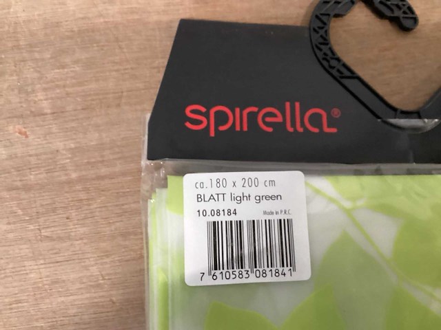 Spirella blatt douchegordijn 180x200 cm (73x) - afbeelding 1 van  1