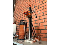 Spit diamantboorstatief + 15 diamantboren - afbeelding 7 van  9