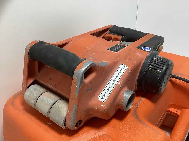 Spit f 40 muursleuvenfrees - afbeelding 1 van  9