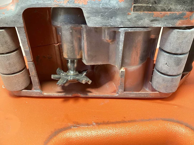 Spit f 40 muursleuvenfrees - afbeelding 2 van  9