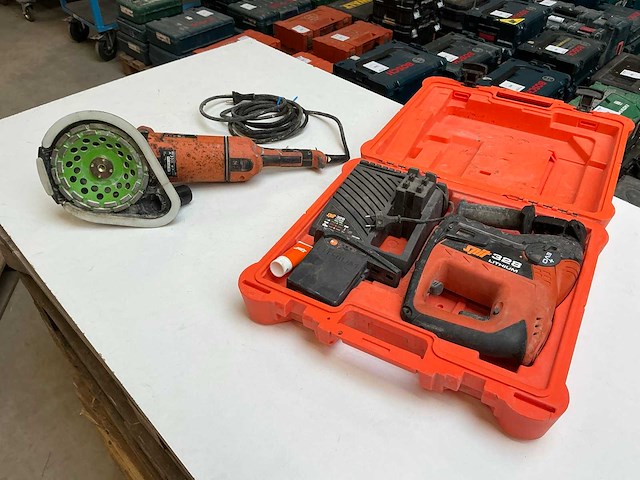 Spit gereedschappen (2x) - afbeelding 1 van  8