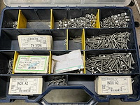 Spit partij bevestigingsmateriaal - afbeelding 1 van  4