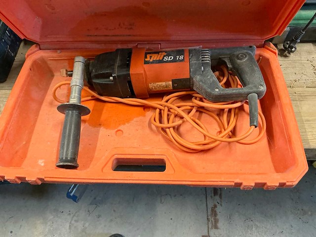Spit sd18 kernboormachine - afbeelding 1 van  1