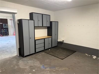 Spoedveiling wegens faillissement jcs airconditioning bv - materiaalkast te beveren-kruibeke-zwijndr...