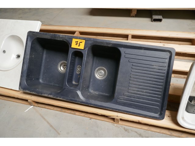 Spoelbakken en lavabo - afbeelding 3 van  4