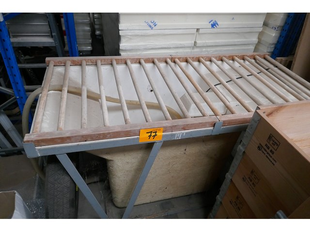 Spoelkuip met circulerende waterpomp en sproeier - afbeelding 1 van  5