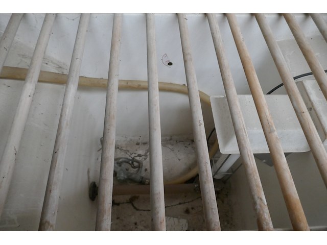 Spoelkuip met circulerende waterpomp en sproeier - afbeelding 2 van  5