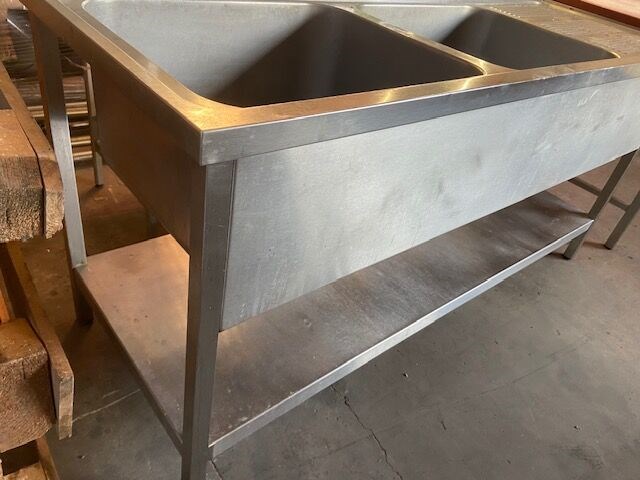 Spoeltafel met kraan 180x86cm hoogte - afbeelding 3 van  3