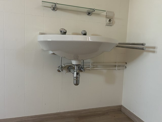 Spoeltafel met spiegel en toebehoren - afbeelding 2 van  2