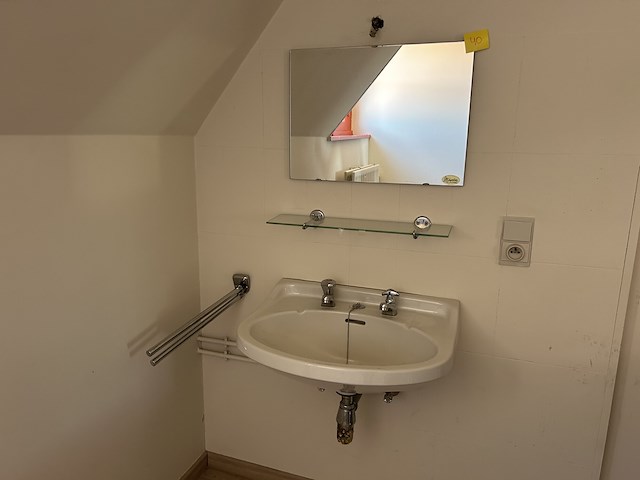Spoeltafel met spiegel en toebehoren - afbeelding 1 van  2