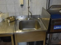 Spoeltafel, roestvrij staal, met 1 spoelbak, afdruipvlak, onderblad