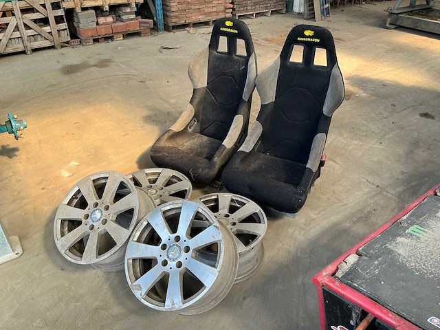 Sportzetels + 4x mercedes velg - afbeelding 1 van  3
