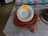 Spot met lange kabel - afbeelding 1 van  1