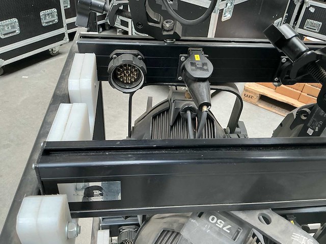 Spots 4 bar etc 575 w electronica - afbeelding 5 van  10