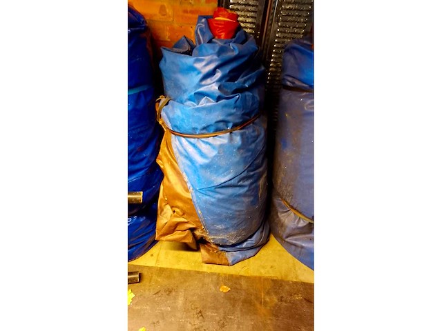 Springkasteel “beer" - afbeelding 4 van  4