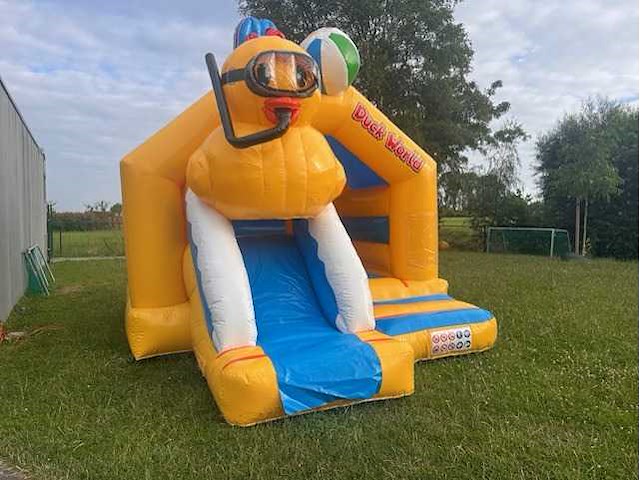 Springkasteel duck - overdekt met glijbaan - afbeelding 3 van  4