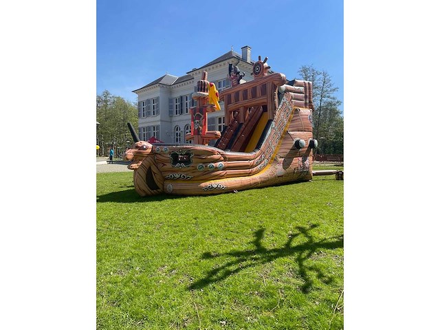 Springkasteel piratenboot - afbeelding 1 van  2
