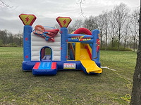 Springkasteel superhelden