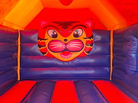 Springkasteel tijger met glijbaan - afbeelding 1 van  9