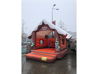 Springkasteel winterhutje - overdekt. - afbeelding 2 van  2