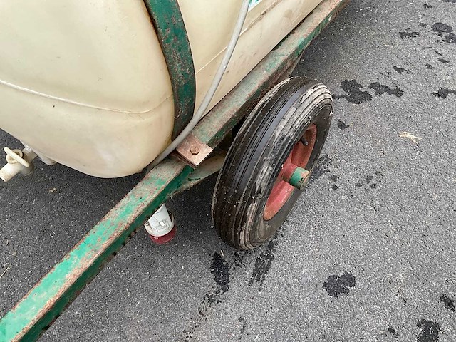 Sproeivat 300 liter - afbeelding 8 van  13