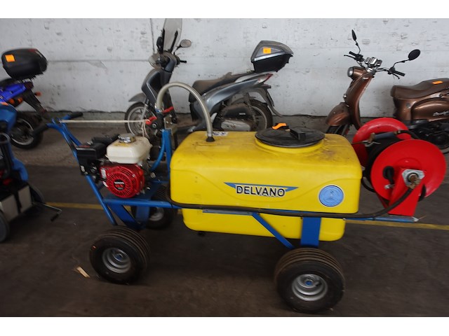 Sproeiwagen delvano - afbeelding 3 van  6