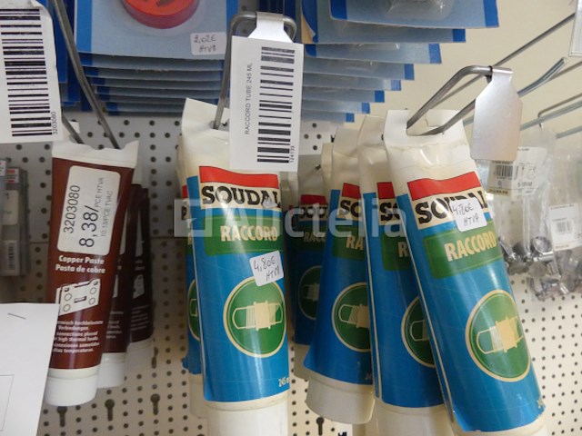 Spuit oliën, vetten, vetpompen, pistolen, lijm, enzovoort. - afbeelding 3 van  15