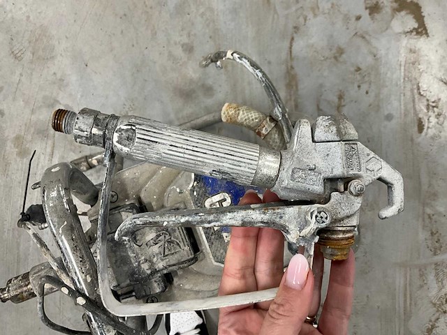 Spuitmachine (verf) - afbeelding 5 van  5