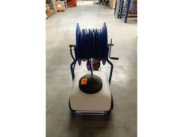 Spuittoestel op motor m.m. - afbeelding 4 van  11