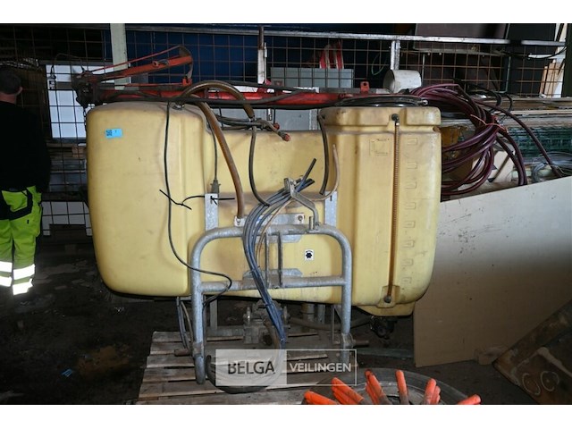 Spuitvat 800 liter - afbeelding 2 van  7