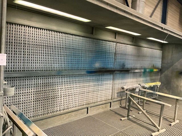 Spuitwand - afbeelding 27 van  28