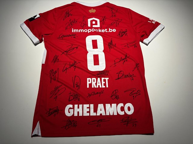 Squad signed shirt " dennis praet" royal antwerp fc 2025-2026 - afbeelding 2 van  5