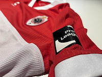 Squad signed shirt " dennis praet" royal antwerp fc 2025-2026 - afbeelding 3 van  5