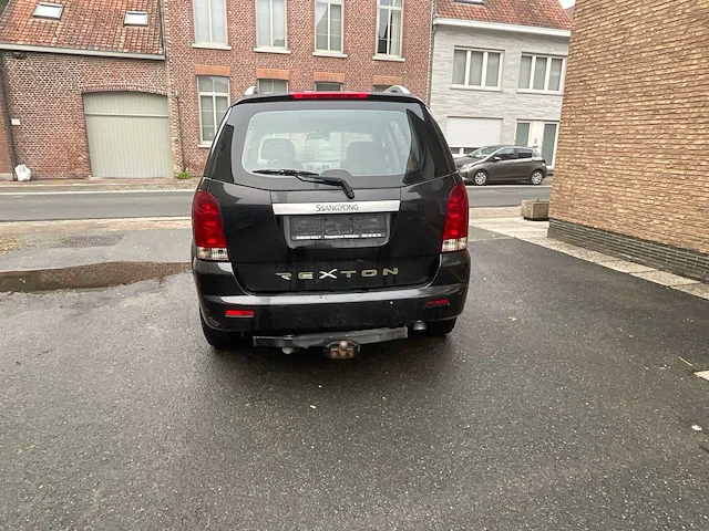 Ssangyong - 2007 - rexton - personenauto - afbeelding 16 van  22