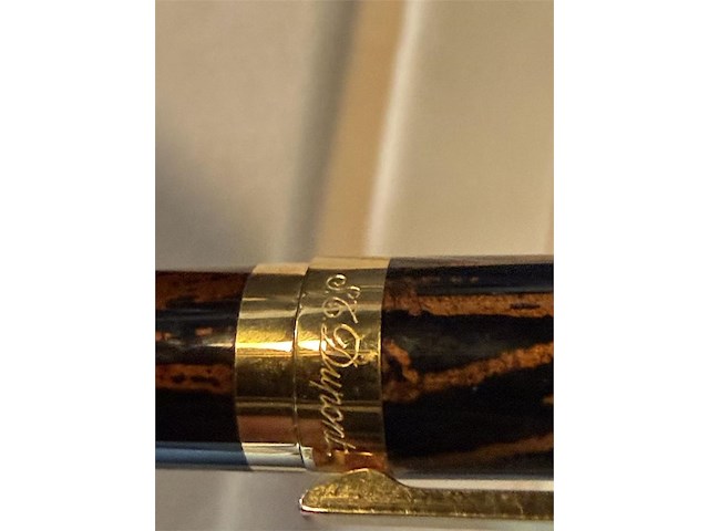 S.t. dupont "classique" rollerball pen – chinese lak / laque de chine & verguld - afbeelding 4 van  6