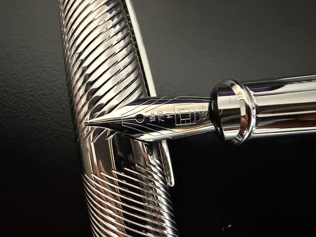 S.t. dupont paris "olympio" verzilverde vulpen met 18k (750) gouden penpunt - incl. doos & documenten - afbeelding 5 van  7