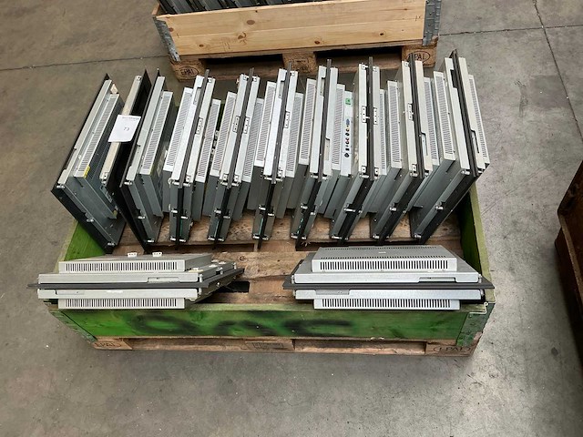 S&t embedded fatman monitor (21x) - afbeelding 1 van  10