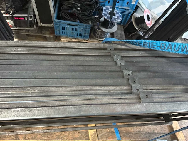 Sta-tafel set van 10 stuks, alleen de structuur - afbeelding 8 van  11