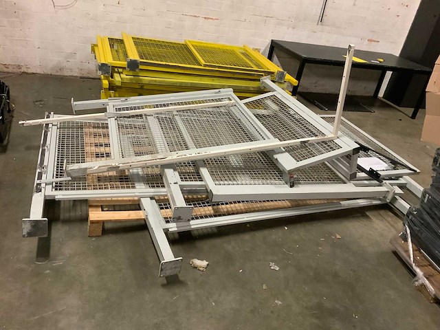 Staalconstructie (2x) - afbeelding 2 van  2