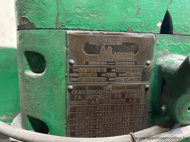 Staande boormachine arboga tr 125 s, serienummer 41357. voorzien van een vermogen van 1,2 kw en een netspanning van 380 v. - afbeelding 2 van  3