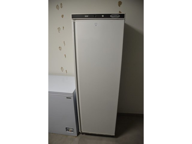 Staande diepvries 1 deur combisteel 7450.0571 180l - afbeelding 1 van  7