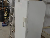 Staande diepvries 5 laden siemens fd8908 (werking onbekend) - afbeelding 3 van  6