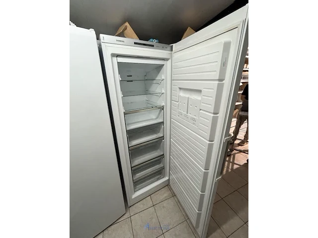 Staande diepvriezer siemens - afbeelding 2 van  3