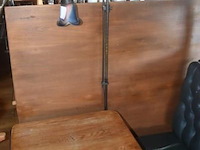 Staande lamp, met decoratieve glazen kap, werking niet gekend - afbeelding 1 van  2