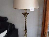 Staande lamp met gouden motief