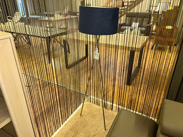 Staande lamp trix - afbeelding 1 van  5
