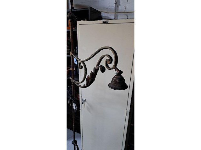 Staande lamp verstelbaar - afbeelding 2 van  3