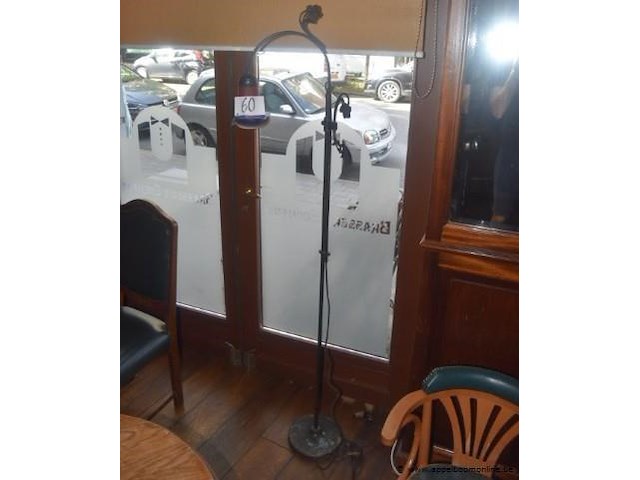 Staande lamp, werking niet gekend - afbeelding 1 van  2